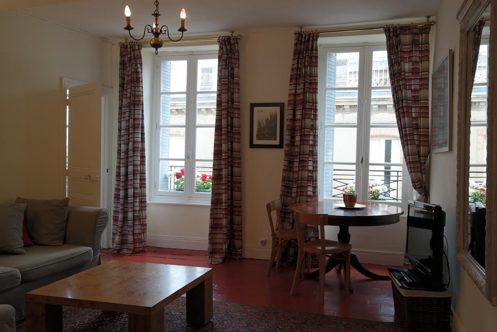 Penthouse Apartment Overlooking Place Carnot Carcassone Kültér fotó